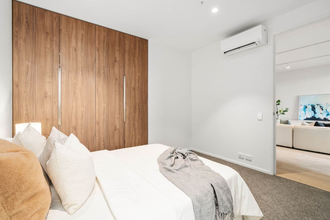 2Bed-543-Elizabeth-8