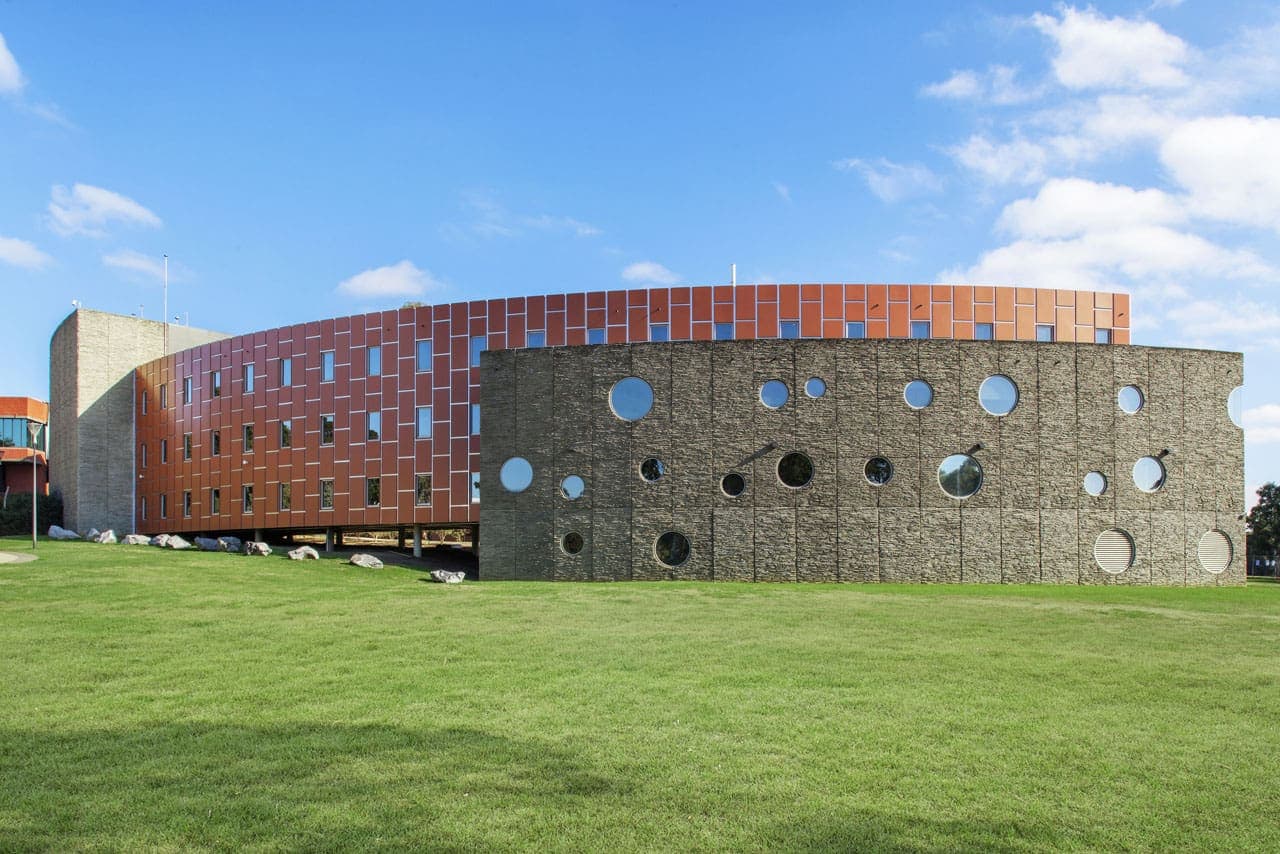 Facade-Cladding_1